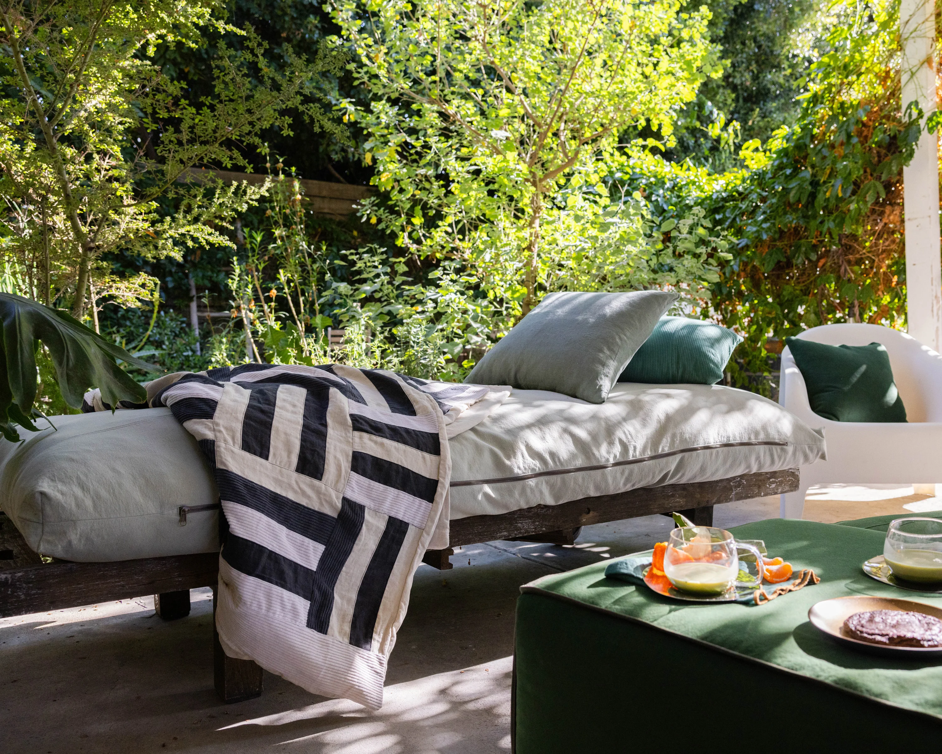 The Body Bed - Image 9